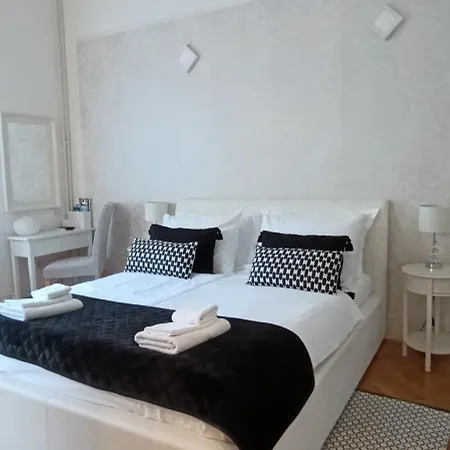 Lejlighed Royal S Privatnim Parkingom *