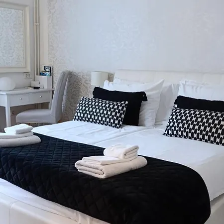 Royal S Privatnim Parkingom Opatija